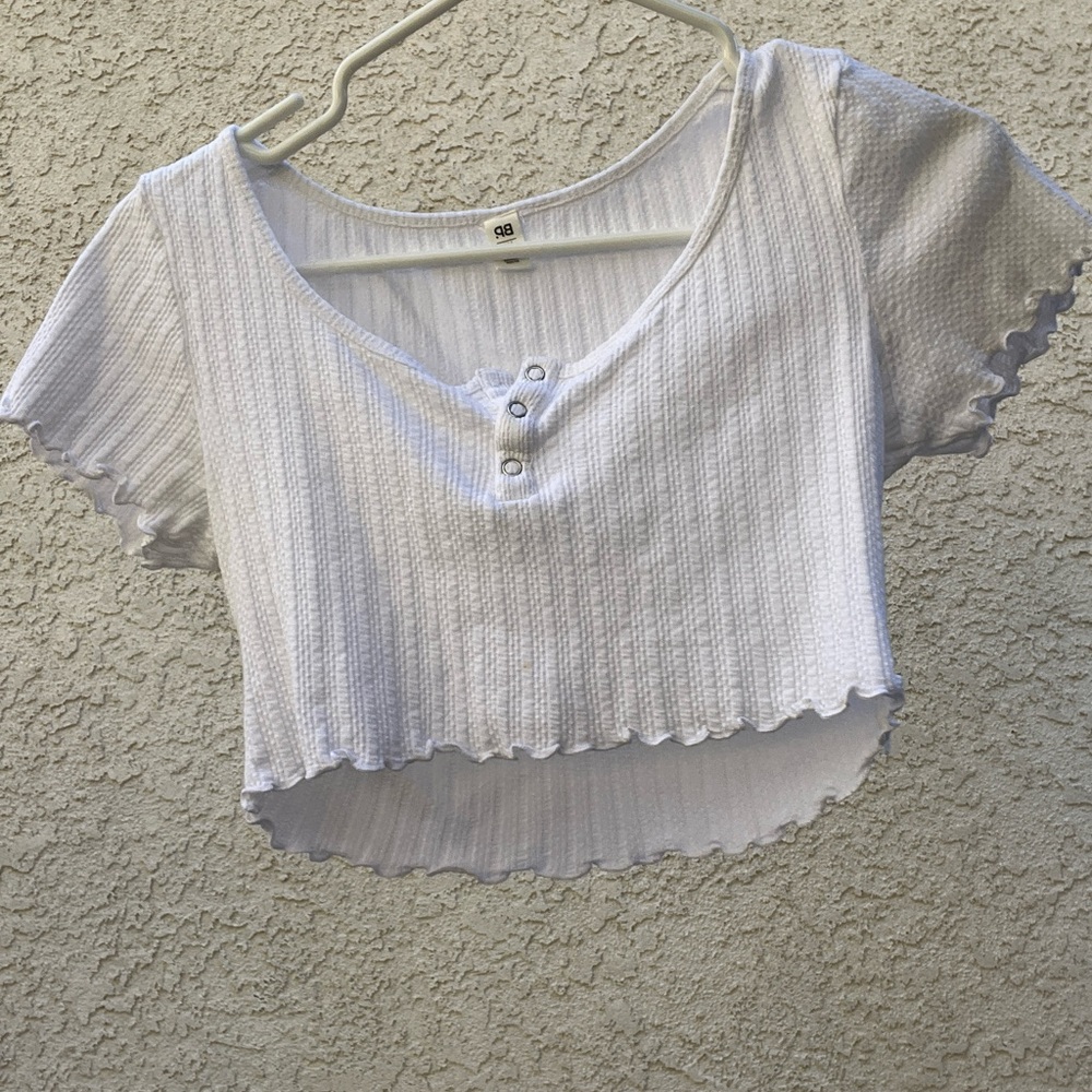 White ruffled fitted crop top with buttons